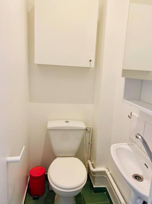 Maisonnette Au Calme Proche T2 拉加雷讷科隆布 外观 照片