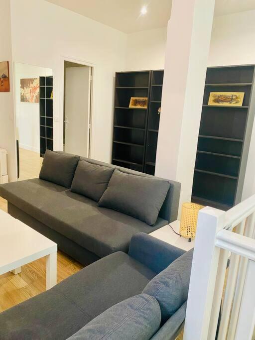 Maisonnette Au Calme Proche T2 拉加雷讷科隆布 外观 照片